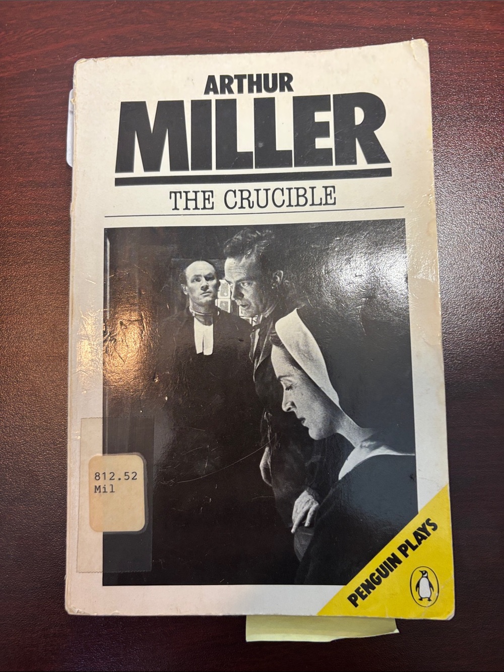 Arthur Miller The Crucible - Penguin Plays Edition, Black & White Cover